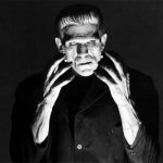 Monstruo de Frankenstein en la oscuridad.