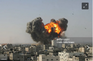 imagen del ataque aereo israelí en Gaza