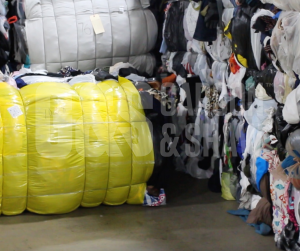 Primer proceso: ropa tipo pacas. (Foto: Garson & Shaw LLC)